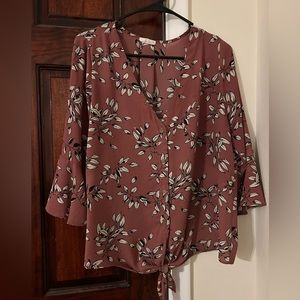 Sienna Sky Lg. Mauve blouse with 3/4 ruffles sleeve. Tie in the front. Runs big